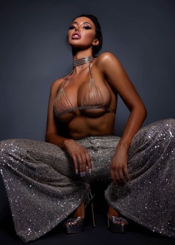 Ева, Г. Ванино